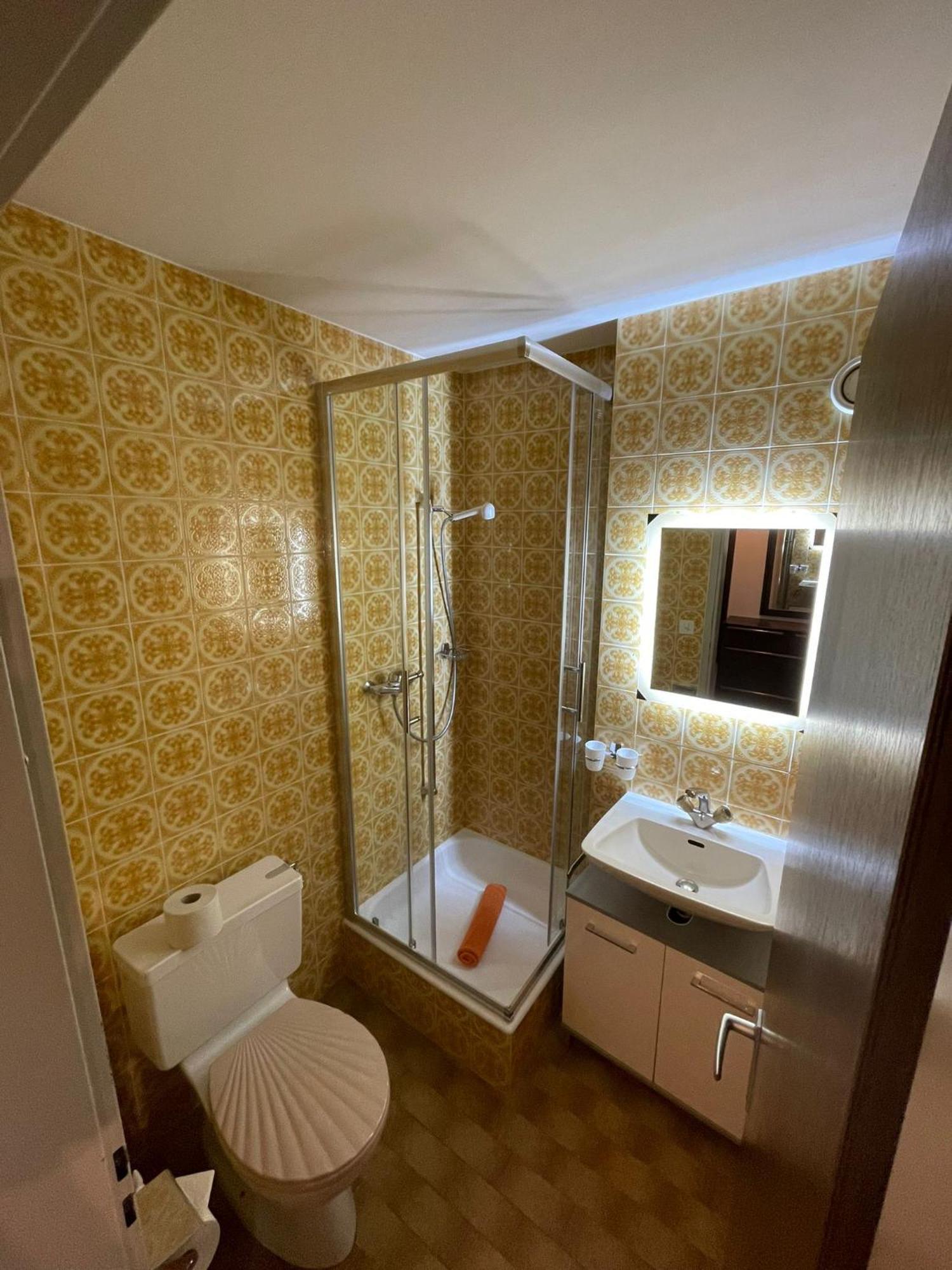Apartment Montanji 11 *