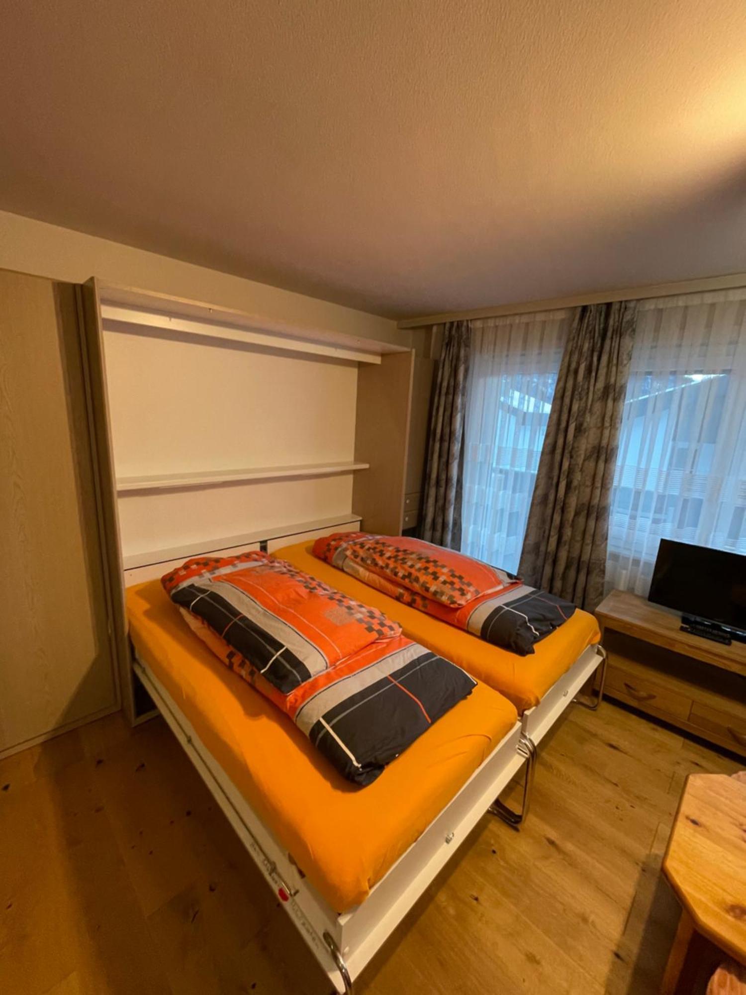Montanji 11 Apartment *